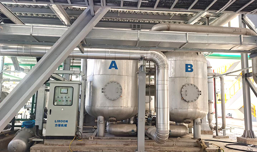 泰國(guó)項目-鼓風熱吸附式幹燥機(jī)