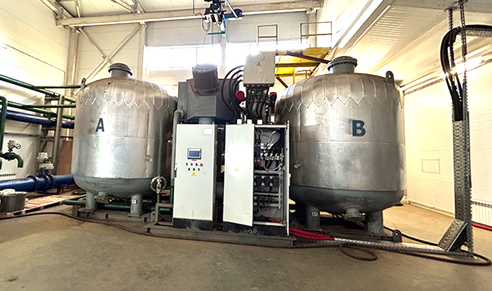 俄羅斯項目-鼓風熱再生(shēng)吸附式幹燥機(jī)